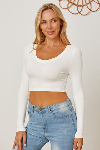 Round Neck Long Sleeve Cropped T-Shirt Divacious